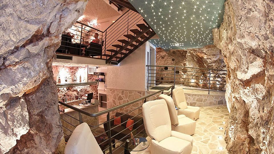 Hotel More in Dubrovnik, Cave Bar