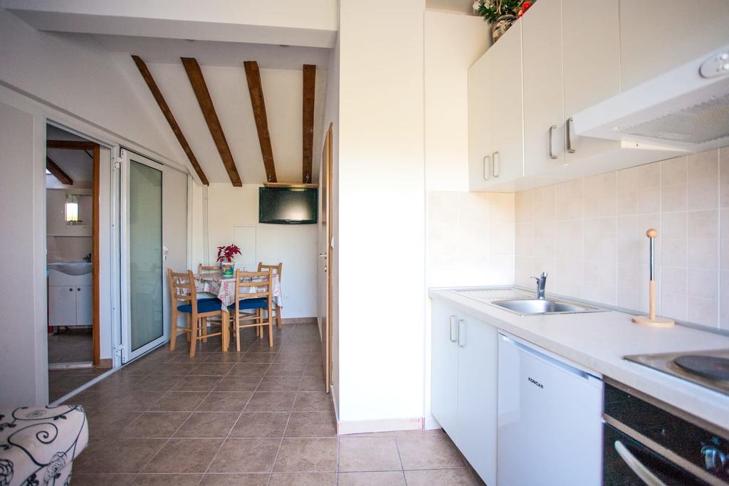 Apartments Boras Lux in Cavtat, kitchen area