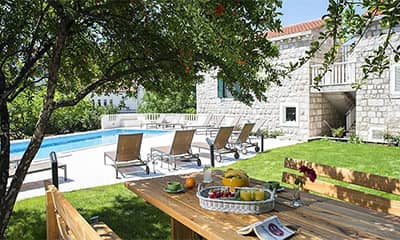 Bokun Guesthouse in Dubrovnik, outside terrace and pool