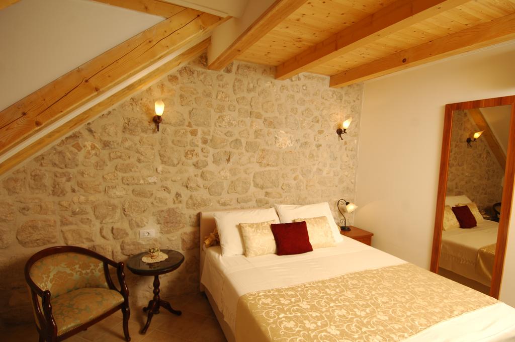 Villa Sigurata in Dubrovnik, bedroom